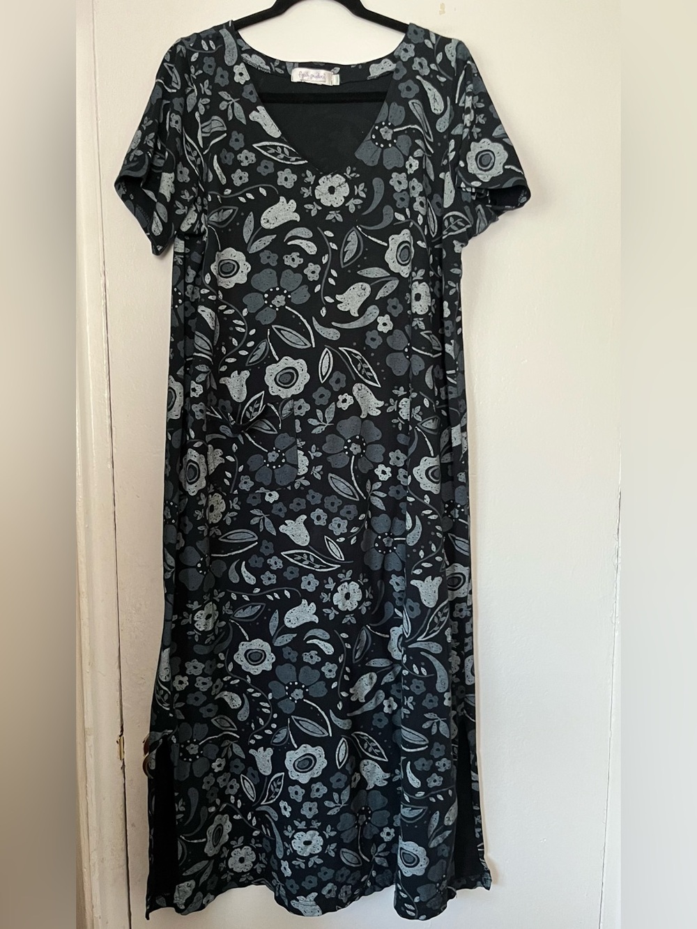 Fresh Produce black & gray floral dress L